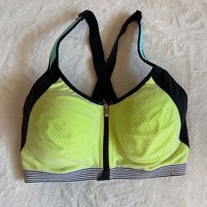 Victoria's Secret VSX Sport Front-Close Zip Sports Bra